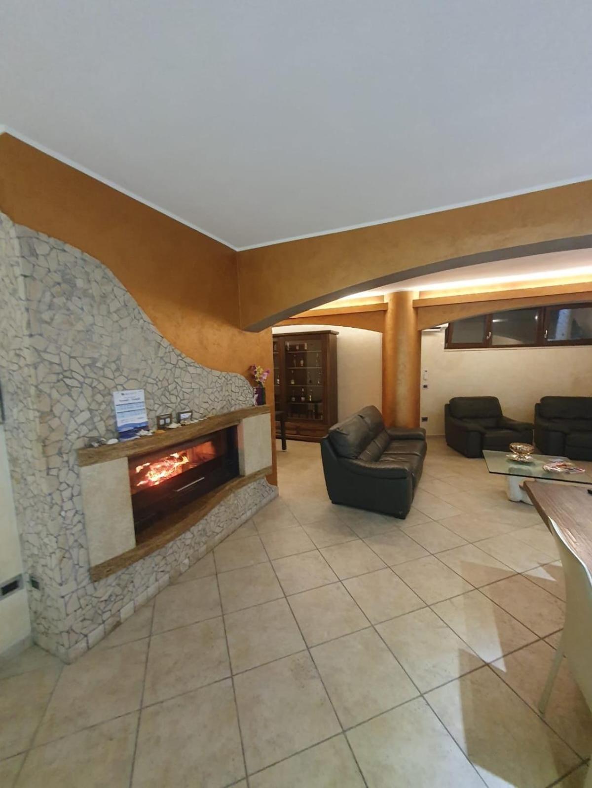 Eden Relax Bed & Breakfast Termoli Bagian luar foto