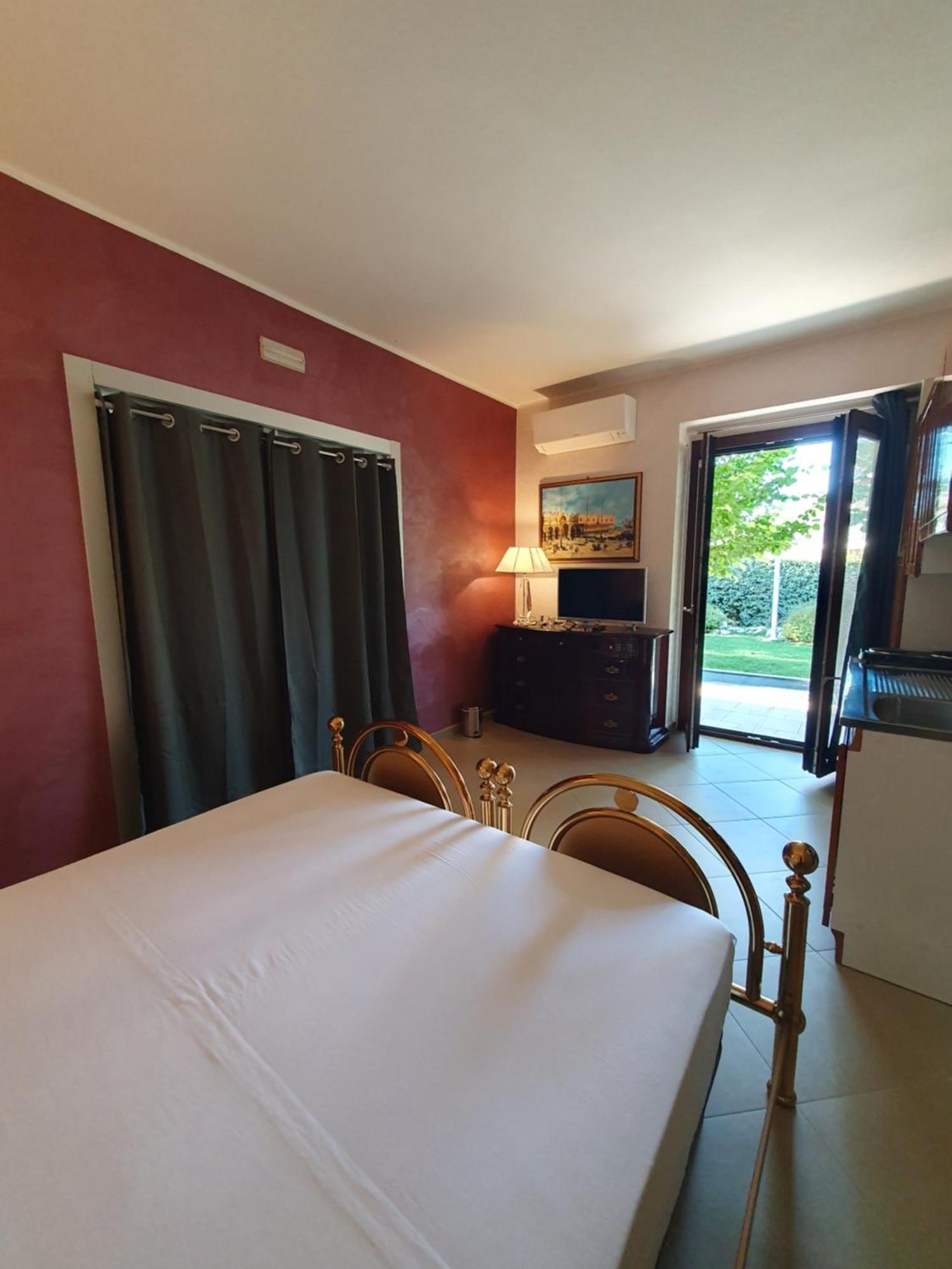 Eden Relax Bed & Breakfast Termoli Bagian luar foto